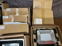 Divers lot led verstralers - afbeelding 10 van  13