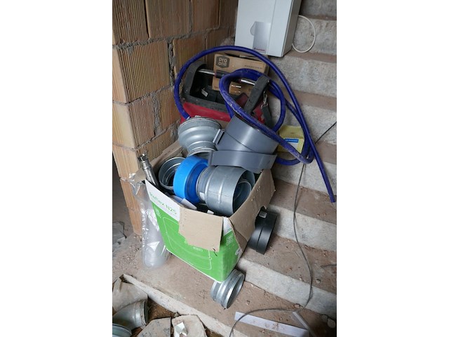 Divers materiaal - afbeelding 2 van  5