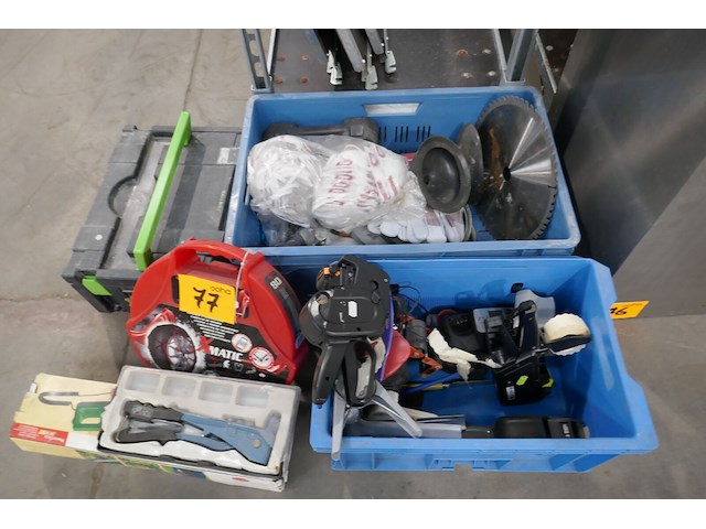 Divers materiaal - afbeelding 1 van  6