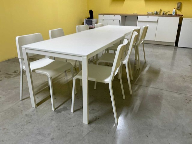 Divers meubilair en keukentoestellen - afbeelding 10 van  11