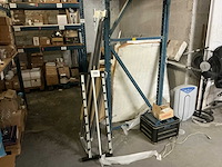 Divers meubilair en toebehoren - afbeelding 1 van  9