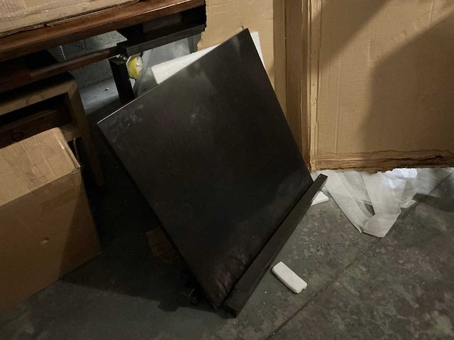 Divers meubilair en toebehoren - afbeelding 4 van  9