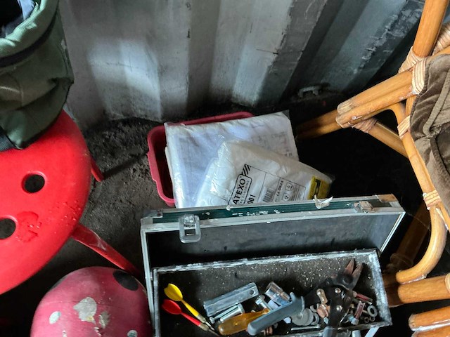 Divers meubilair - afbeelding 2 van  23