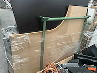 Divers meubilair/bureeltafels - afbeelding 6 van  15