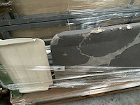 Divers meubilair/bureeltafels - afbeelding 2 van  15