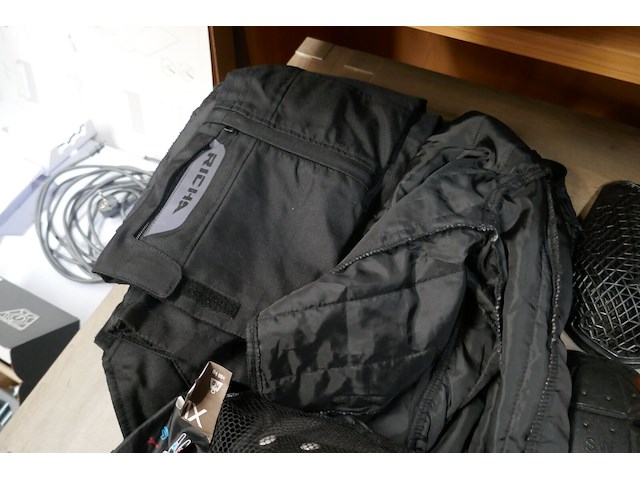 Divers motokledij - afbeelding 4 van  7