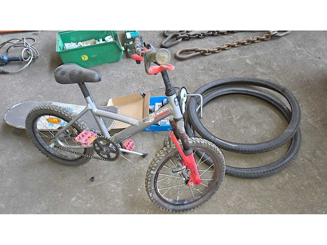 Divers pièces de vélo - afbeelding 4 van  5