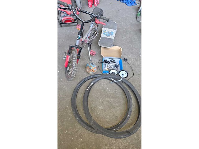 Divers pièces de vélo - afbeelding 5 van  5