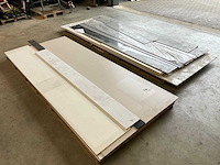 Divers plaatmateriaal - afbeelding 1 van  16