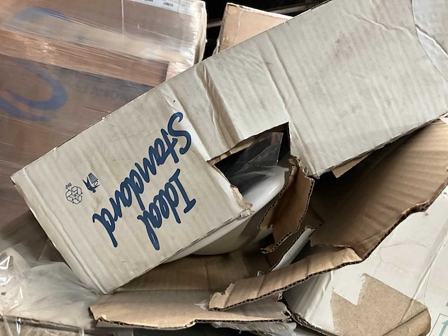 Divers sanitair (9x) - afbeelding 1 van  5