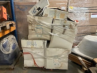 Divers sanitair (9x) - afbeelding 1 van  8