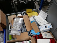 Divers sanitair materiaal - afdekrollen - stukadoor - elektrisch materiaal - afbeelding 3 van  7