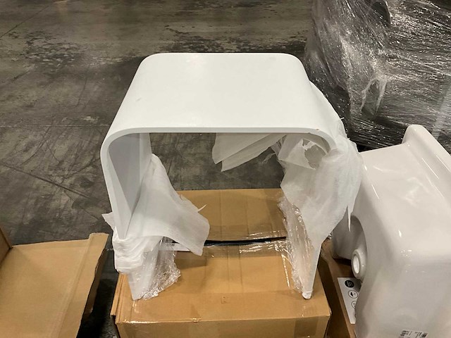 Divers sanitair - afbeelding 9 van  17