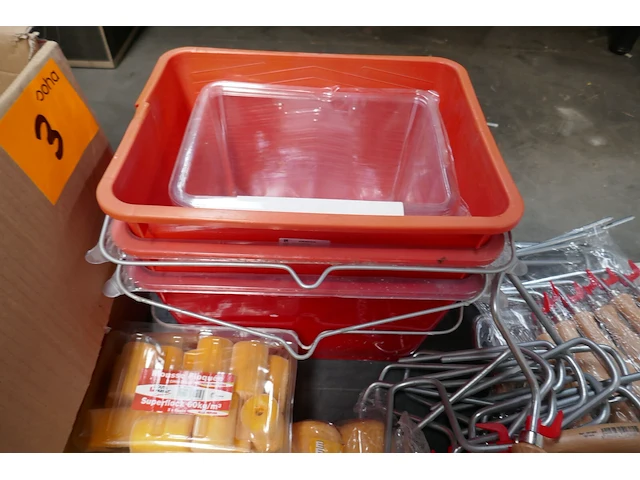 Divers schildermateriaal - afbeelding 3 van  5