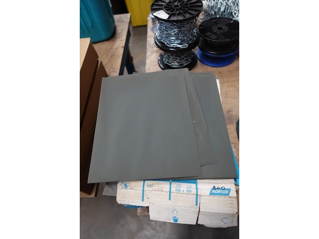 Divers schuurpapier - afbeelding 3 van  7