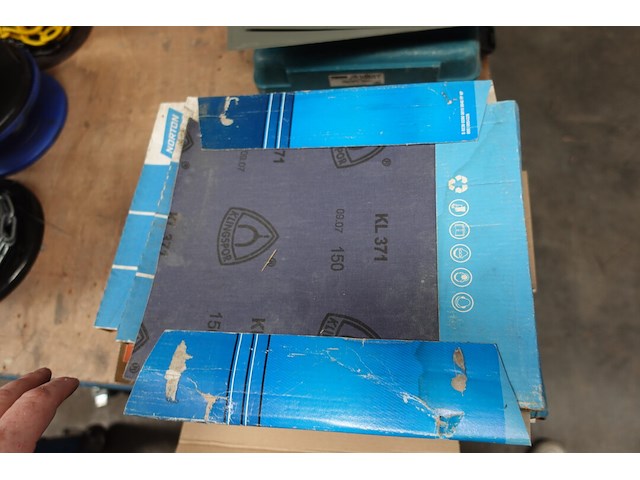 Divers schuurpapier - afbeelding 5 van  7