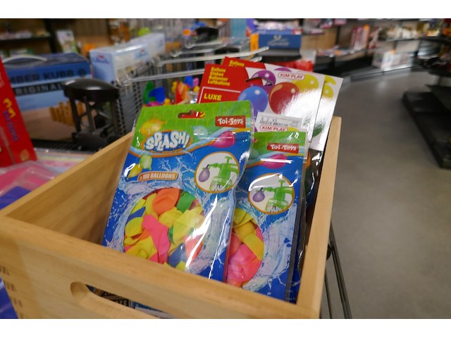 Divers speelgoed - afbeelding 2 van  5