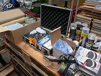 Divers spuitverfgereedschap en dergelijken - afbeelding 1 van  8