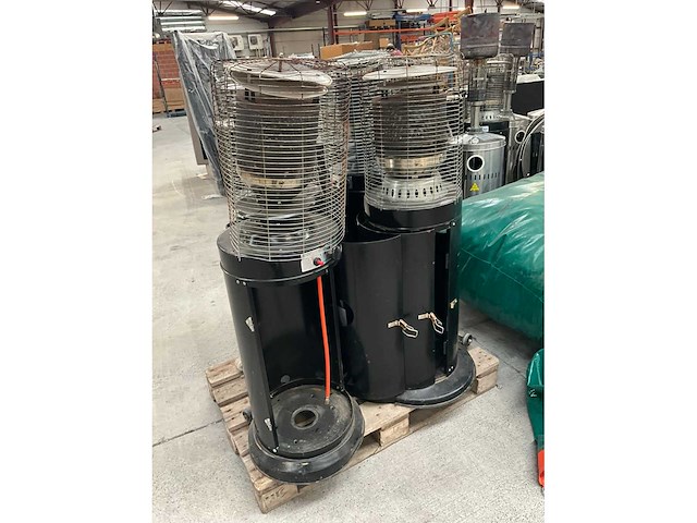 Divers terrasverwarming (4x) - afbeelding 8 van  11