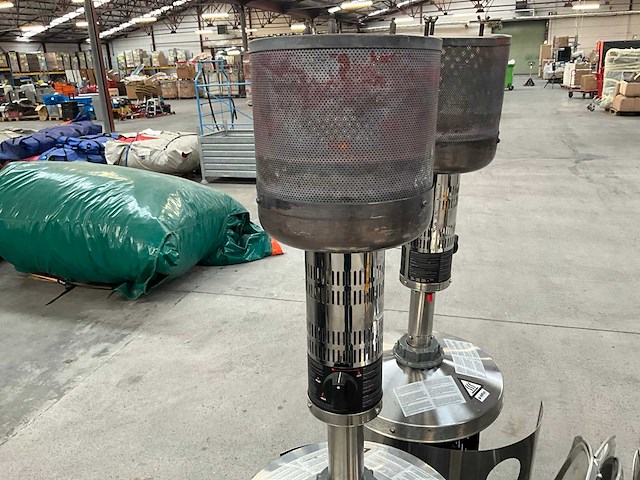 Divers terrasverwarming (4x) - afbeelding 7 van  13