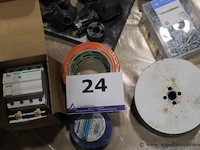 Divers toebehoren en verbruiksmateriaal (boren, gatenzagen, tape, bevestigingsmateriaal, pbm) – diverse merken - afbeelding 2 van  3