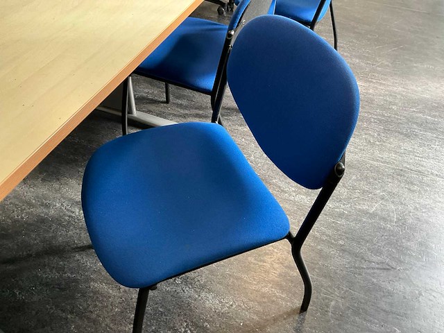 Divers vergadermeubilair - afbeelding 5 van  21