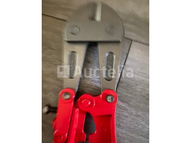 Divers waaronder betonschaar boutenschaar 42 inch, 25 delige ring steeksleutelset, 17 delige kracht adapter en kogelgewricht set, zware sloophamer 6 kilo en draadloze schroevendraaier set 18v - afbeelding 8 van  12