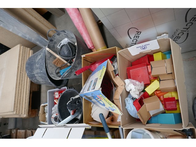 Divers werkgereedschap-stukadoor - verfprodukten e - afbeelding 6 van  7