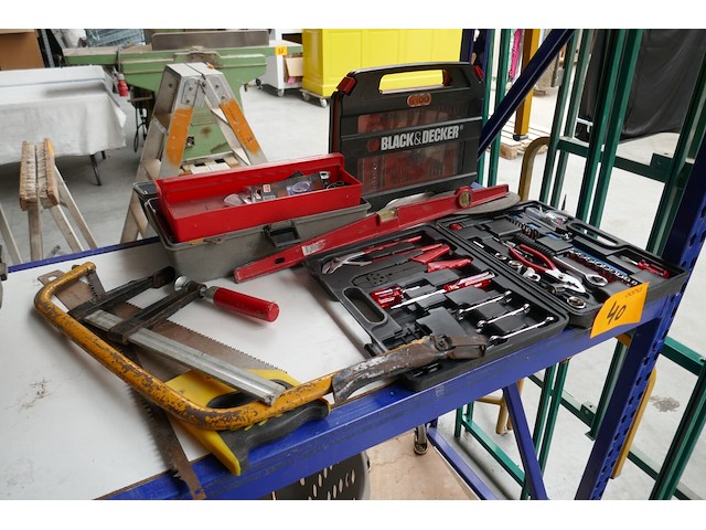 Divers werkgereedschap - afbeelding 1 van  6
