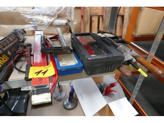 Divers werkgereedschap - afbeelding 1 van  4