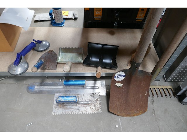 Divers werkgereedschap - afbeelding 4 van  4