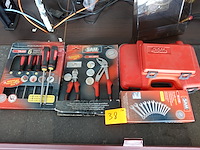 Divers werkgereedschap - afbeelding 1 van  5