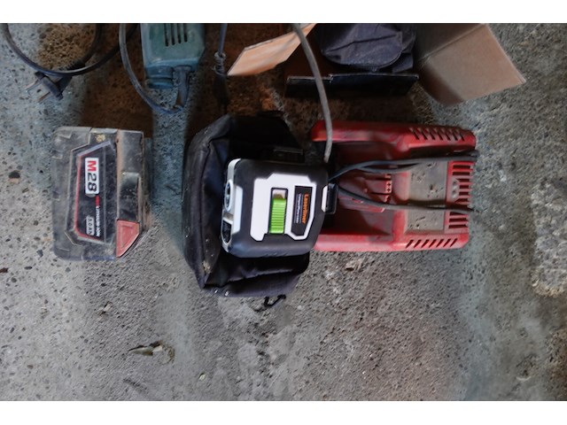 Divers werkmateriaal - afbeelding 2 van  5