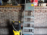 Divers werkmateriaal - afbeelding 1 van  5