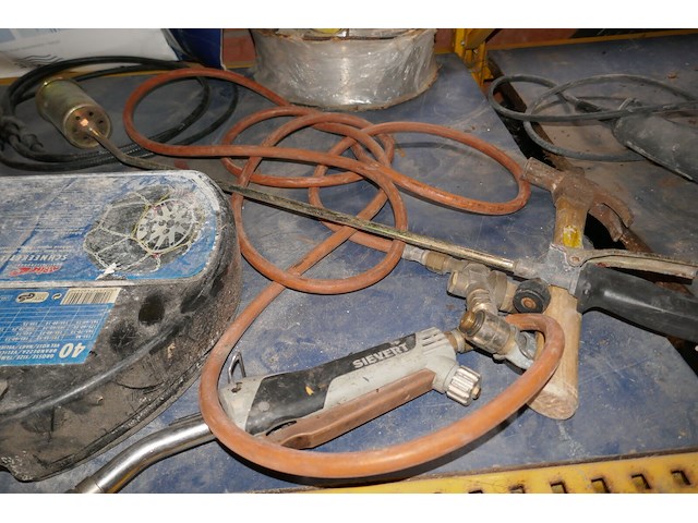 Divers werkmateriaal - afbeelding 2 van  5