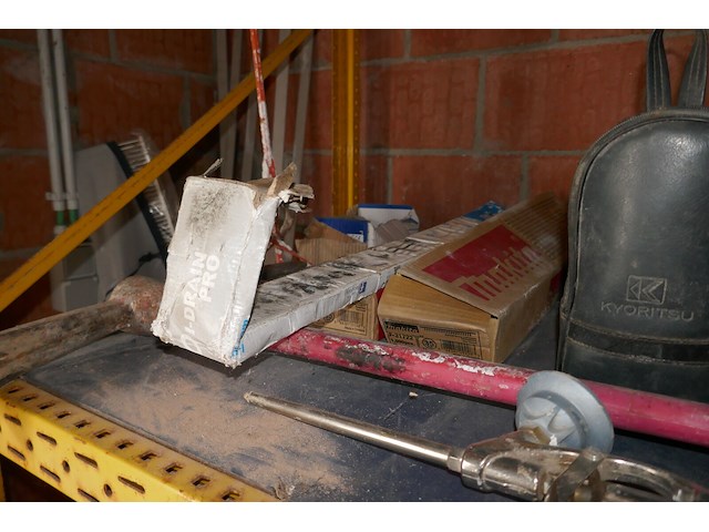 Divers werkmateriaal - afbeelding 5 van  5