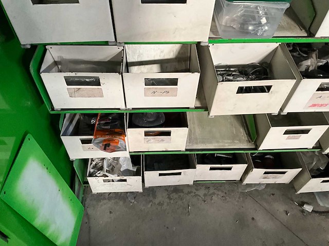 Divers werkplaatsmeubilair (3x) - afbeelding 3 van  14