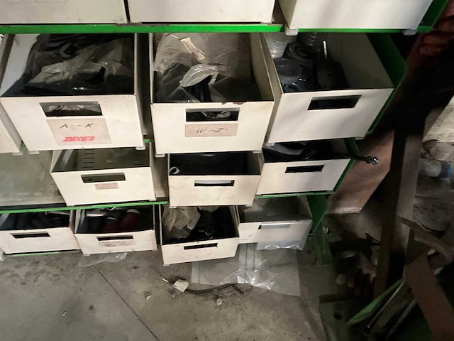 Divers werkplaatsmeubilair (3x) - afbeelding 4 van  14