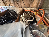 Divers - afbeelding 2 van  2