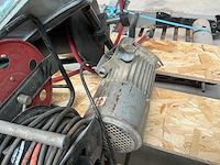 Diverse aannemersmateriaal - afbeelding 7 van  9