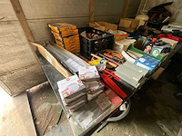 Diverse aannemersmateriaal - afbeelding 3 van  19