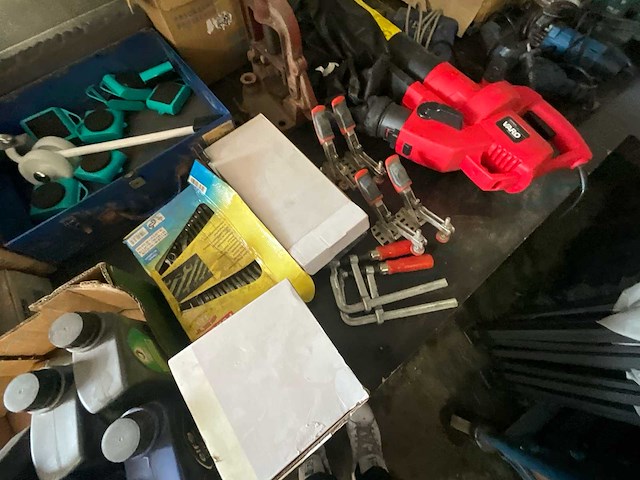 Diverse aannemersmateriaal - afbeelding 11 van  19