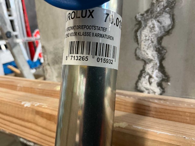 Diverse aannemersmaterialen - afbeelding 3 van  5