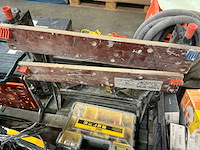 Diverse aannemersmaterialen - afbeelding 7 van  7