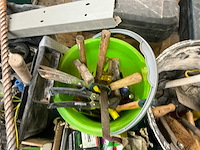 Diverse aannemersmaterialen - afbeelding 3 van  8