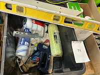 Diverse aannemersmaterialen - afbeelding 8 van  8