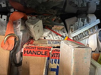 Diverse aannemersmaterialen - afbeelding 6 van  32