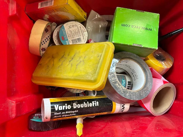 Diverse aannemersmaterialen - afbeelding 18 van  32