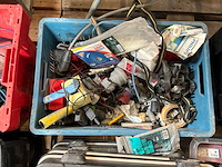 Diverse aannemersmaterialen - afbeelding 3 van  30