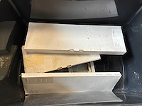 Diverse aannemersmaterialen - afbeelding 17 van  30